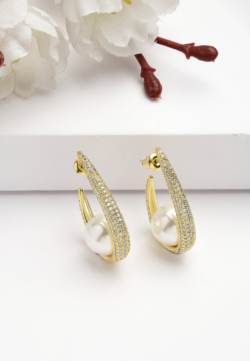 Iconic Sling Pearl Earrings