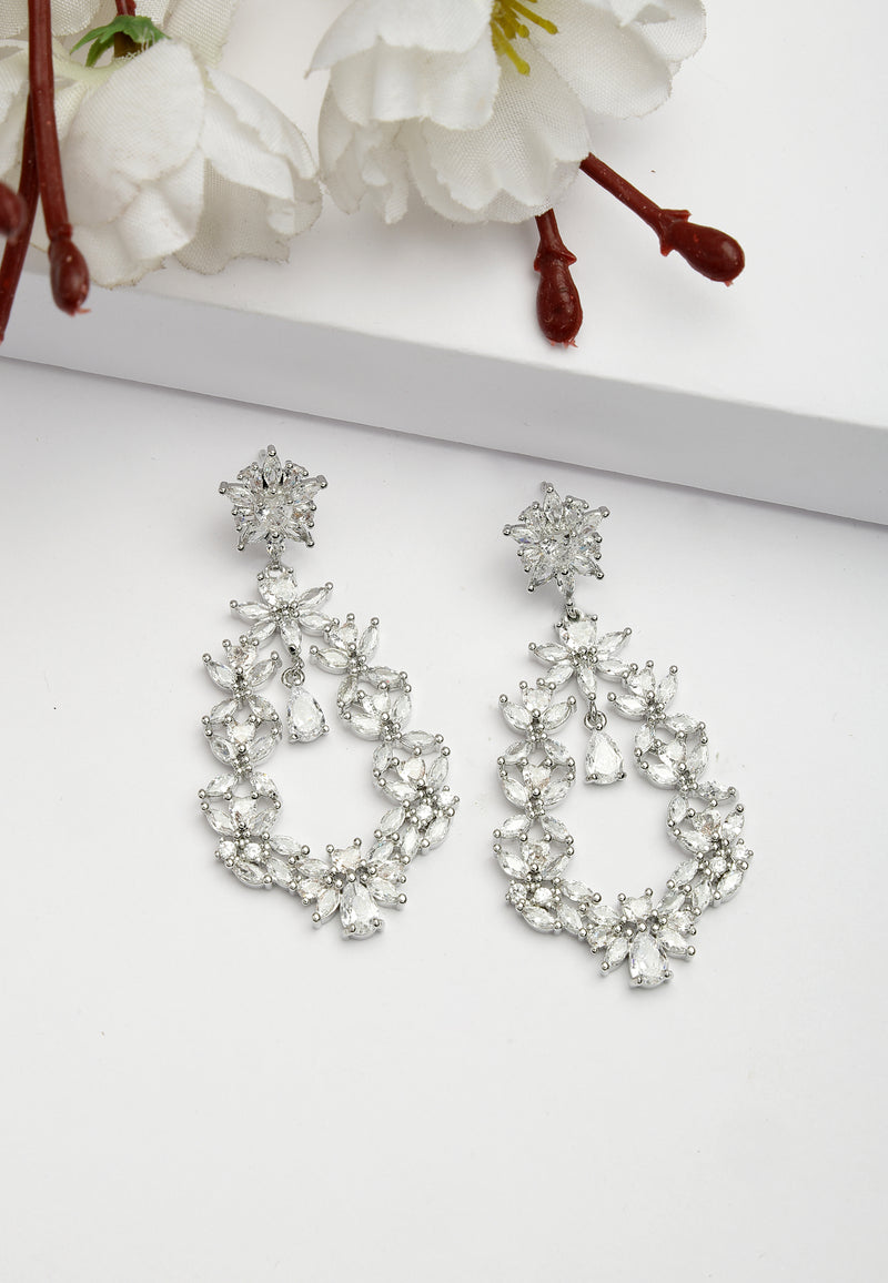 Boucles d'oreilles de luxe en zircone florale