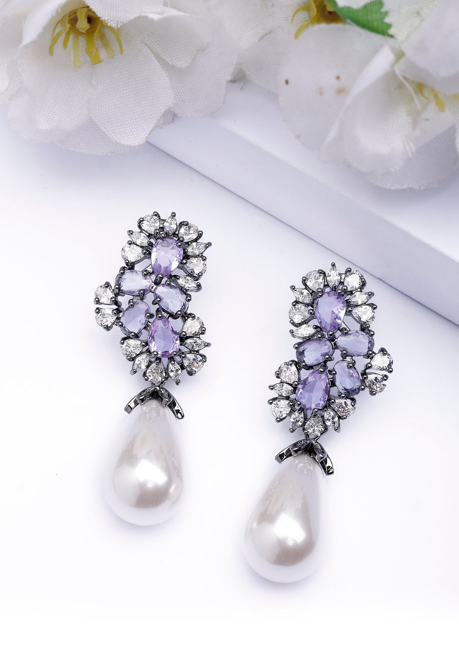 Boucles d'oreilles goutte en perles violettes élégantes