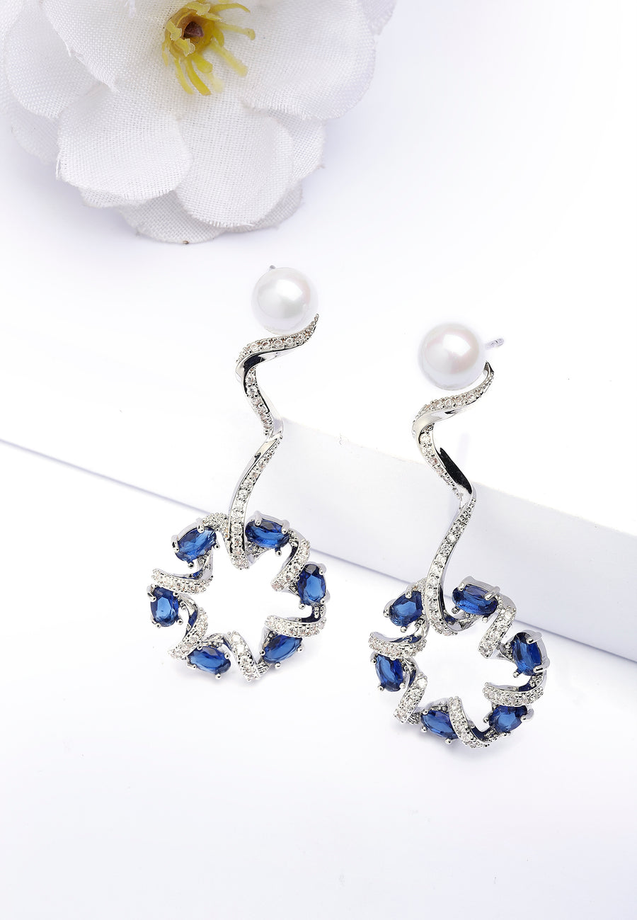 Orecchini a goccia blu scuro delicati con vortice