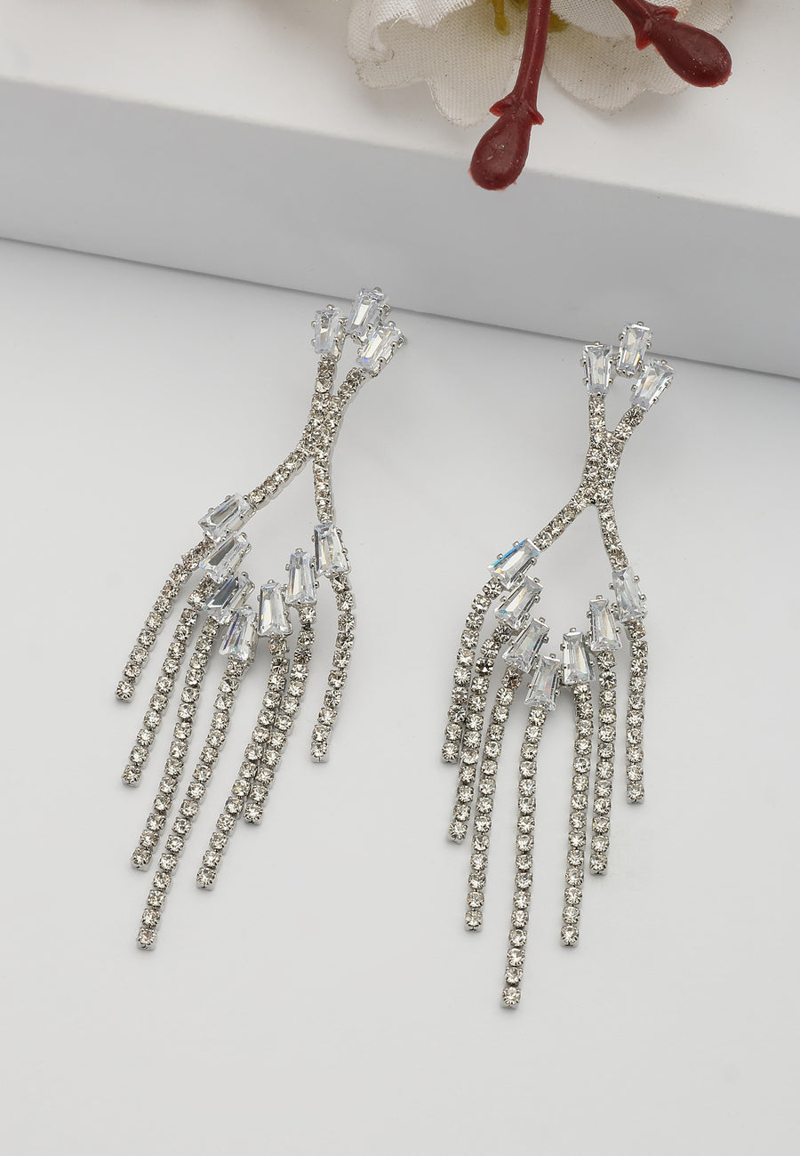 Boucles d'oreilles en chaîne étincelante élégante