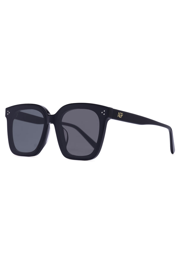 Klassische Sonnenbrille mit quadratischem Rahmen für die Stadt