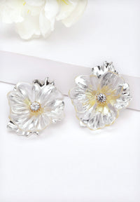 Pendientes de botón de cristal floral plateado