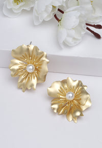 Floral stud Earrings