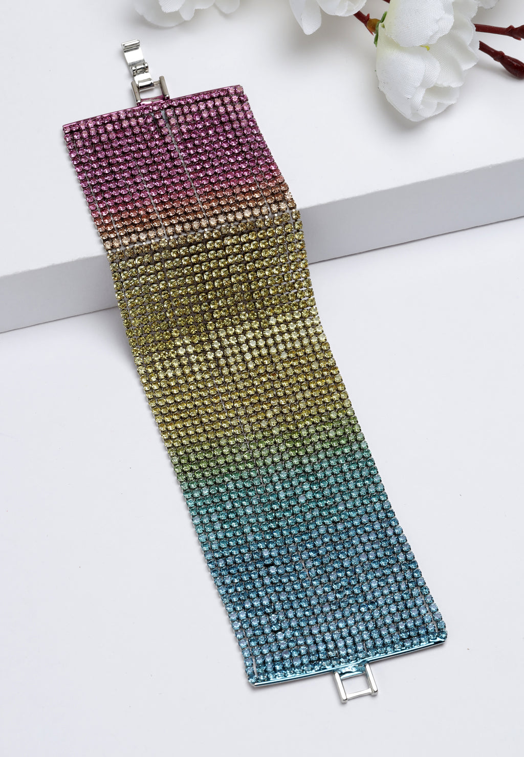 Lyxigt flerfärgat Diva-armband