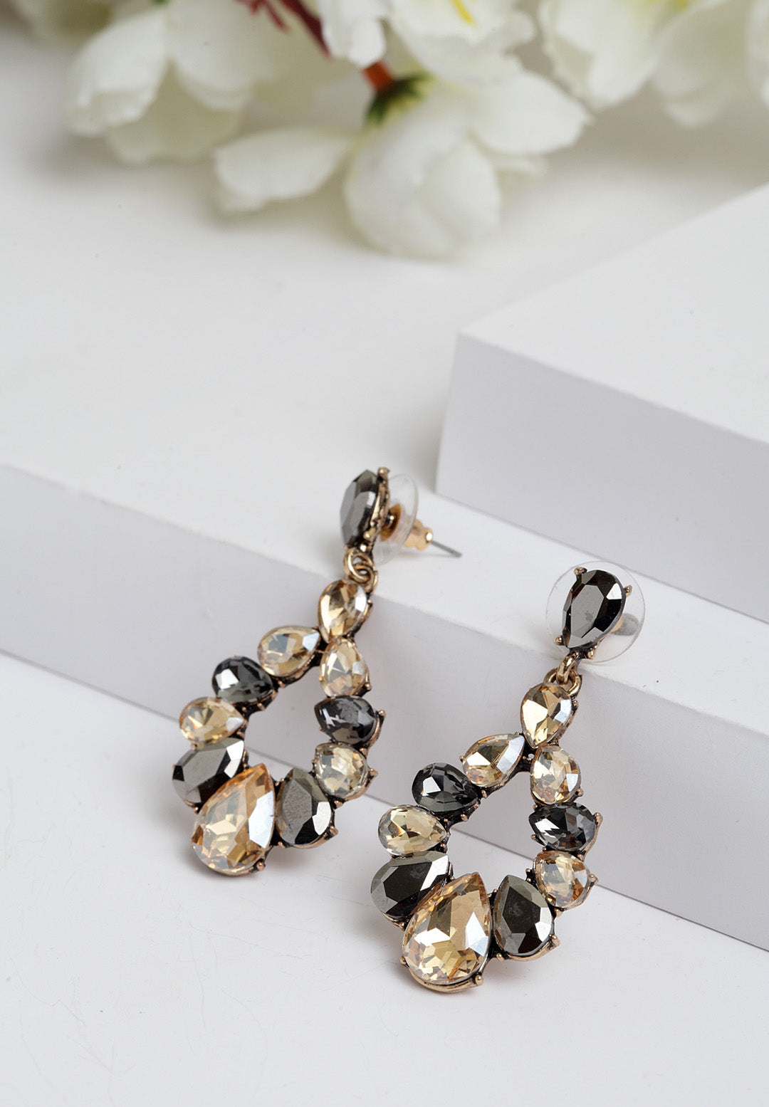 Classic Mysterious Crystal Dangle Earrings